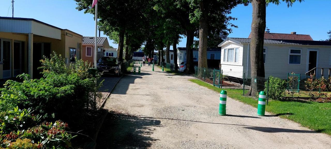 Lake Park Berlare エクステリア 写真